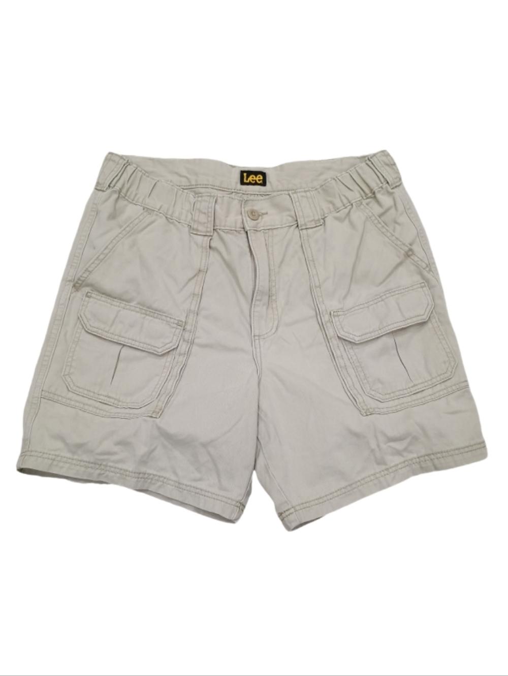 Lee Light Beige Cargo Shorts with Front Flap Pockets